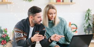 image of couple online shopping